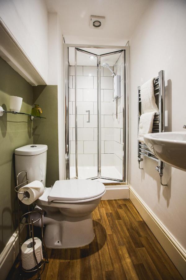 No8 Chepstow Bed & Breakfast Bagian luar foto